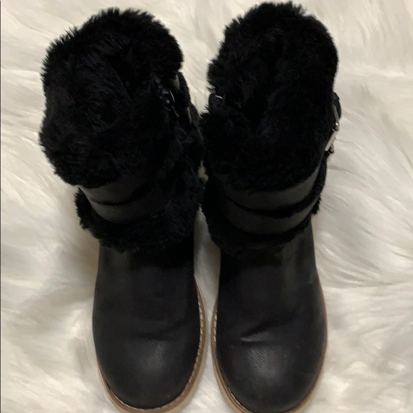 Zara Girls Boots. - Picture 2 of 3